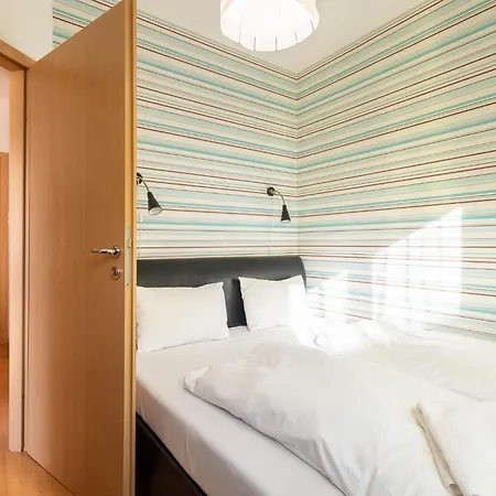 Laguna Family By Bltn *